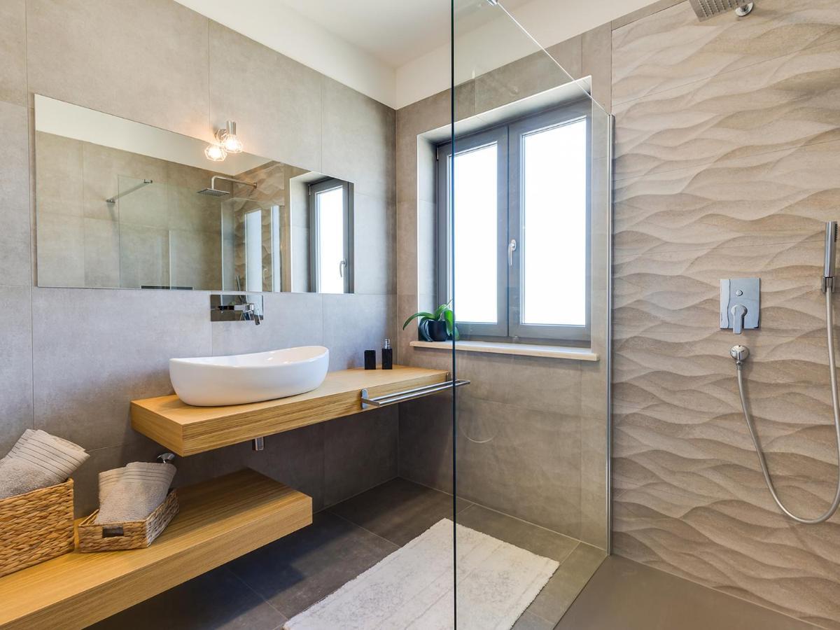 Villa Flora Vabriga Tar-Vabriga ภายนอก รูปภาพ